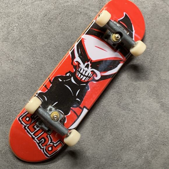 Vintage Blind Reaper Tech Deck Fingerboard Red Black Reaper Graphic - Picture 1 of 7
